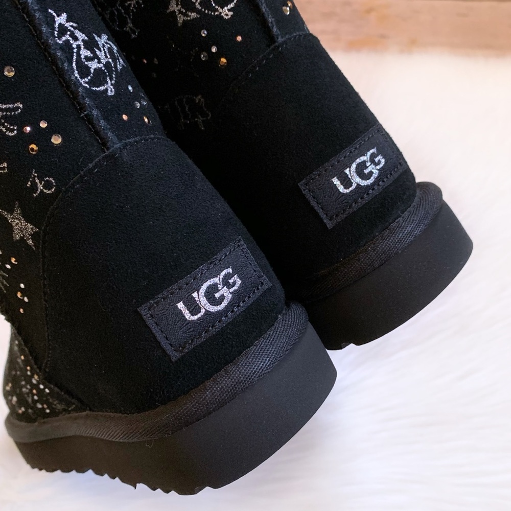 UGG Classic Zodiac Short Black Boots - Picture 7 of 9